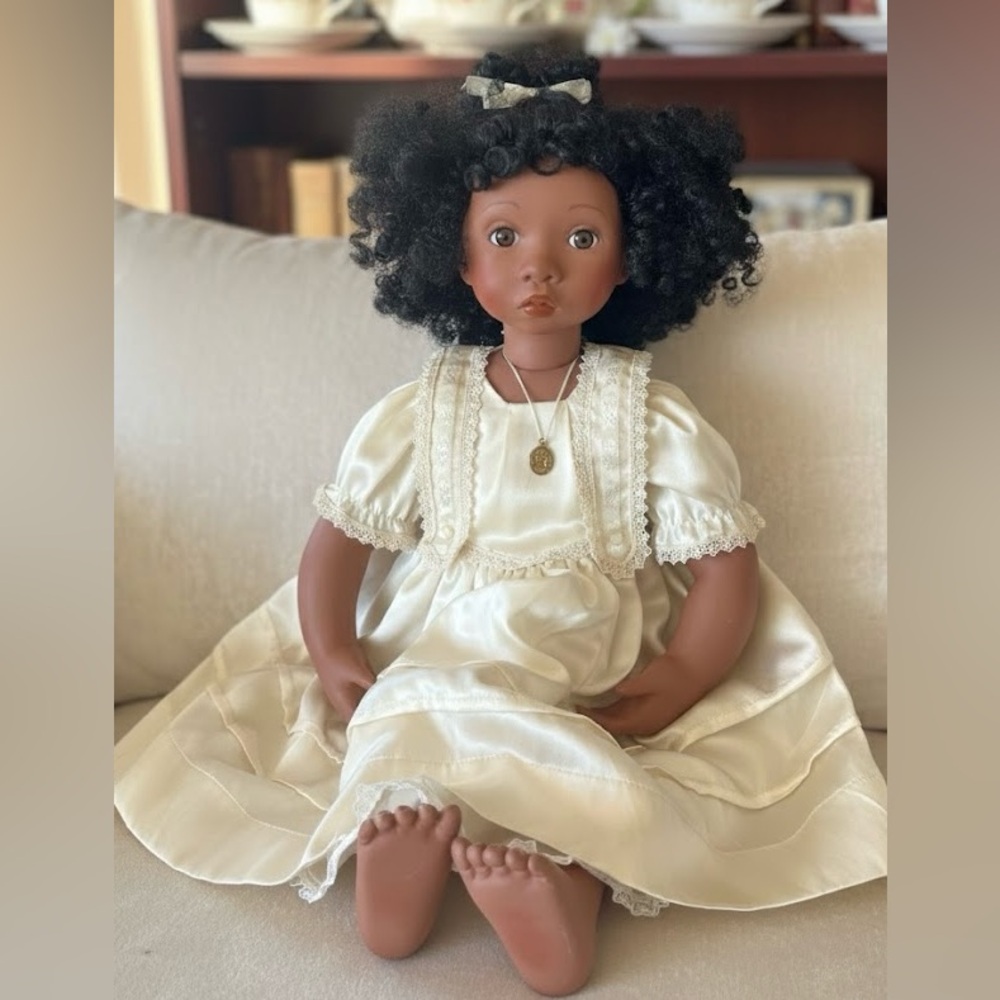 Rare Vintage Halle Tender Toddlers Bisque Porcelain Doll Limited Edition #2092